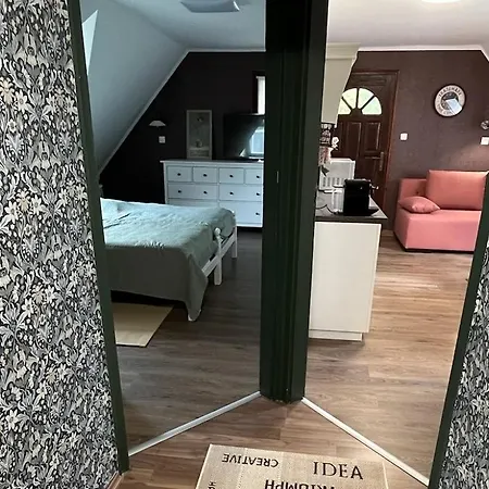 Kispagony Apartment *